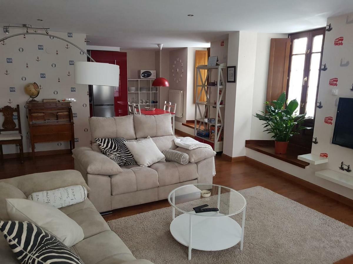 ריבאדאו Apartamento Cine Colon מראה חיצוני תמונה