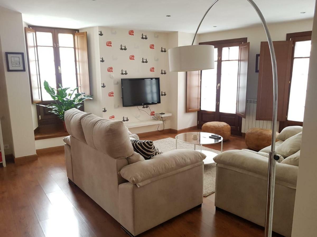 ריבאדאו Apartamento Cine Colon מראה חיצוני תמונה